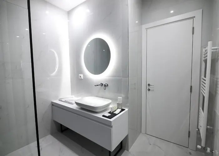 N By Noshi Hotel Rinas