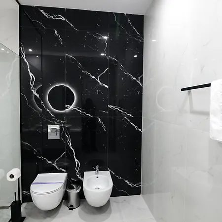 מלון N By Noshi Rinas