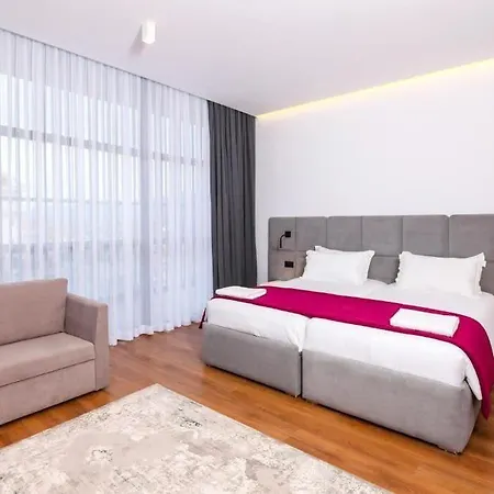 N By Noshi מלון 4*