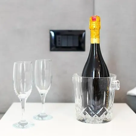 מלון N By Noshi Rinas